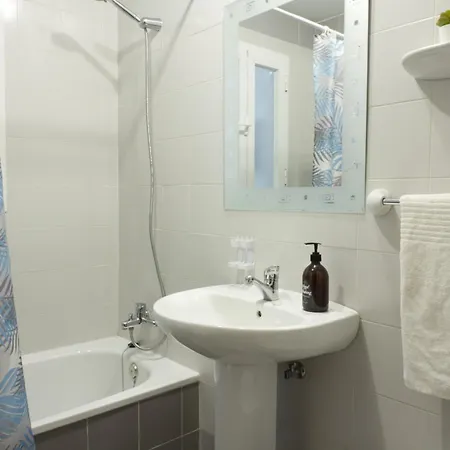 La Bodega Del Mar - Luminoso Y Centrico Apto Con Piscina En Verano Y Parking * El Puerto de Santa María